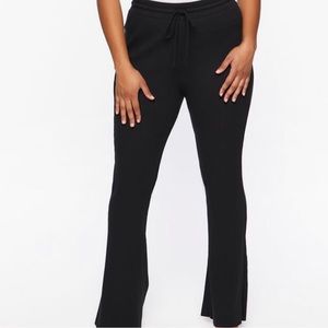 Plus Size Rib-Knit Flare Pants